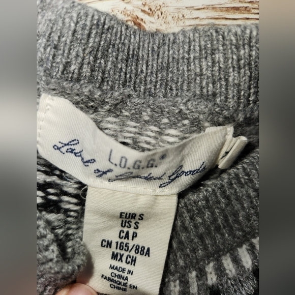 L.O.G.G. Label of Graded Goods Jacquard-knit Sweater By H&M Size Small EUC - Picture 7 of 8